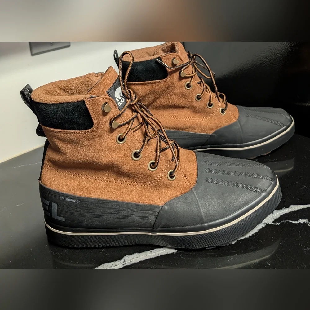 Sorel Men's Metro II Waterproof Boots Size 11.5 Like New MSRP $150.00